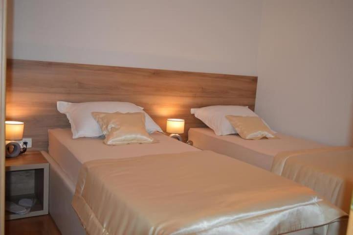 Blue Lake Luxury Rooms Grabovica Habitación foto