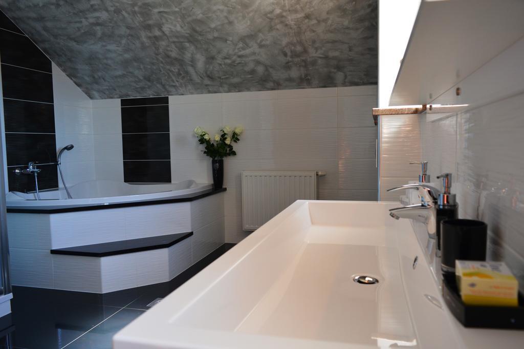 Blue Lake Luxury Rooms Grabovica Habitación foto